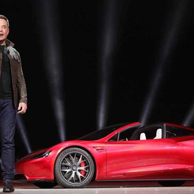 Ни машин, ни денег: Tesla вплотную подошла к банкротству