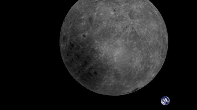 Ученый рассказал об опасности нахождения человека на Луне больше года