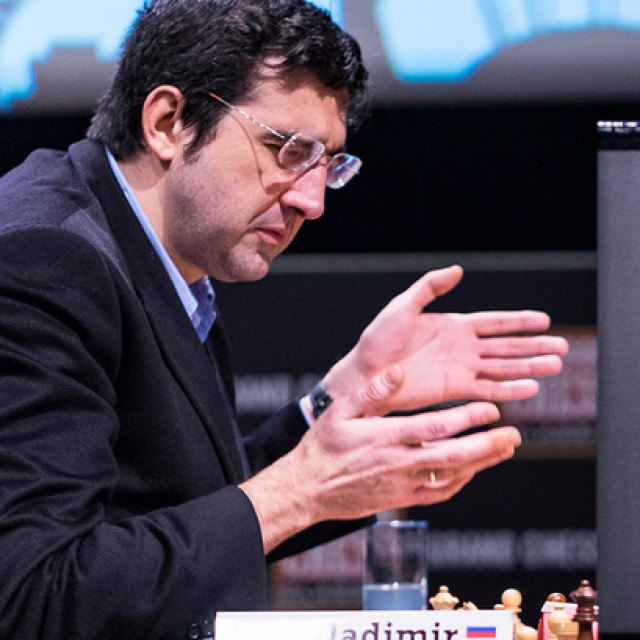 Россияне Крамник и Грищук завершили свои партии вничью на турнире претендентов
