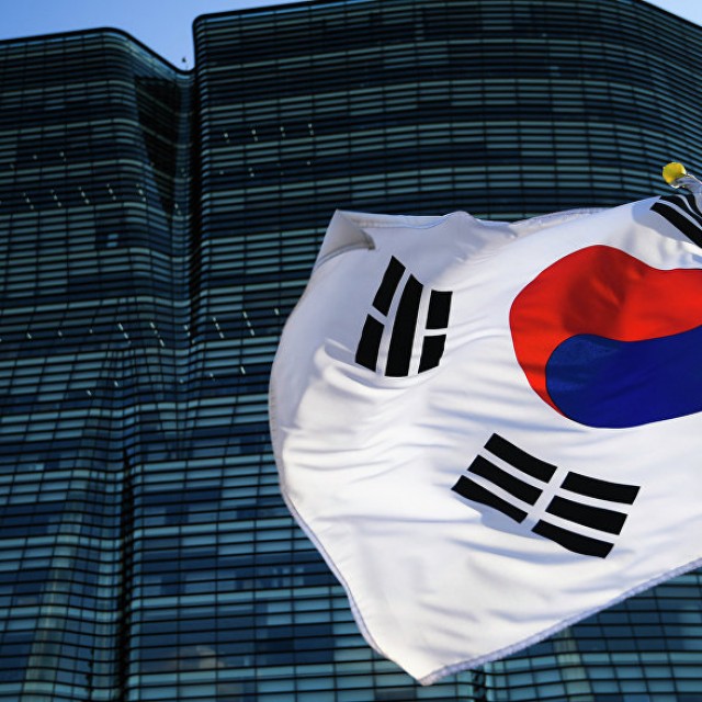 Экс-президента Южной Кореи обвинили в коррупции, сообщили СМИ
