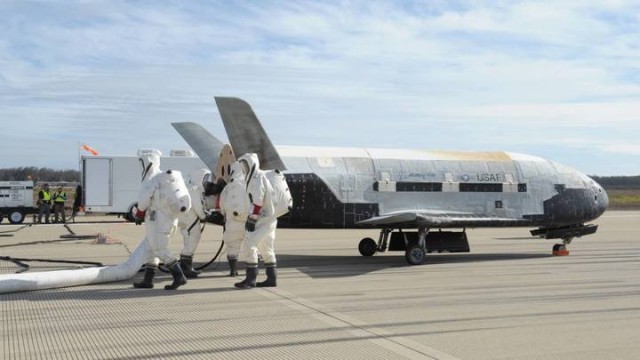 Сверхсекретный космический корабль X-37B побил рекорд пребывания на орбите - Вести.Наука