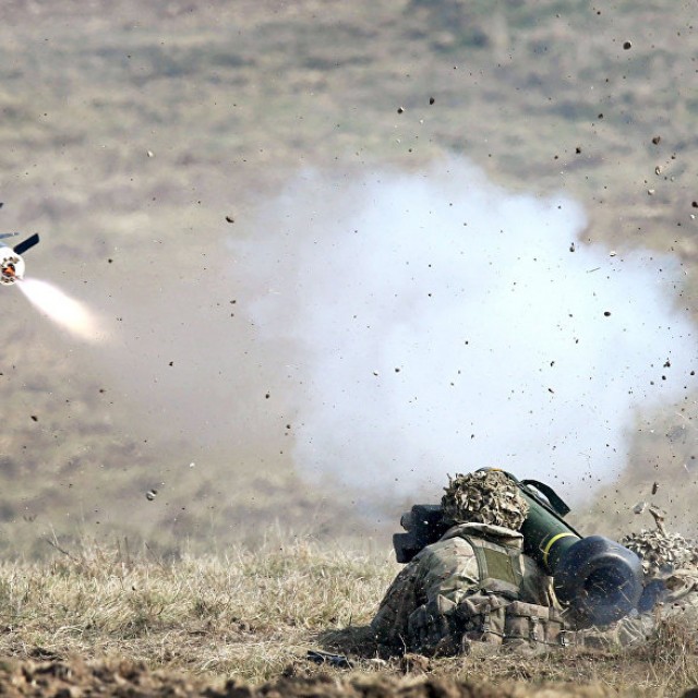 Белый дом принципиально одобрил поставки Киеву ракет Javelin, сообщила WSJ