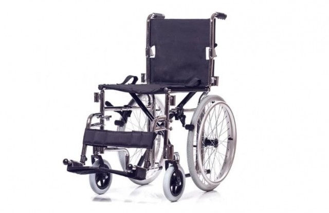Реабилитационная техника: инвалидные коляски с электроприводом