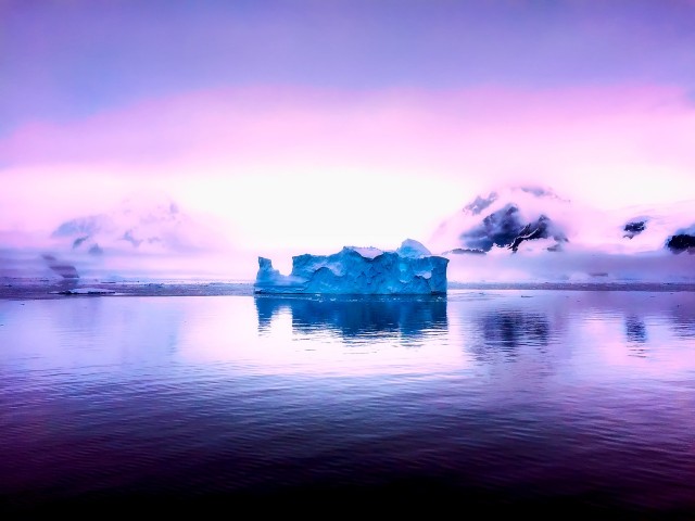 Статус "кво" Антарктиды: почему над ней нельзя летать и кому она принадлежит?